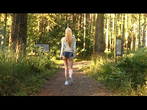❤️ Skaista sieviete kustas lēni, nevis kails video ☑ Porno pie mums